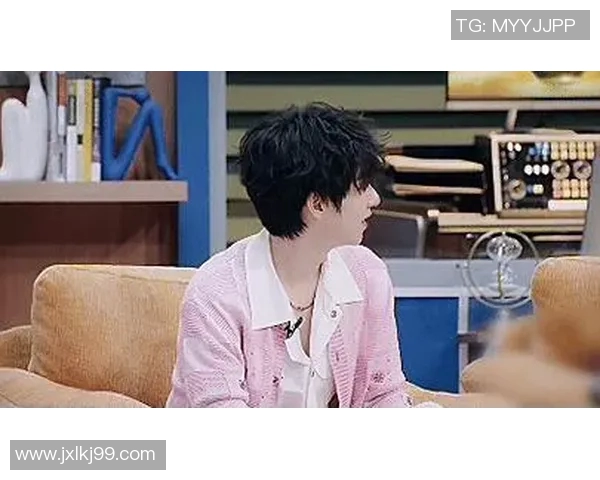 中国体育明星跨界唱歌展现多才多艺魅力引发粉丝热议与关注